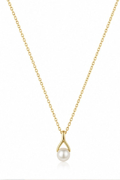Minimalist Pearl Pendant Necklace