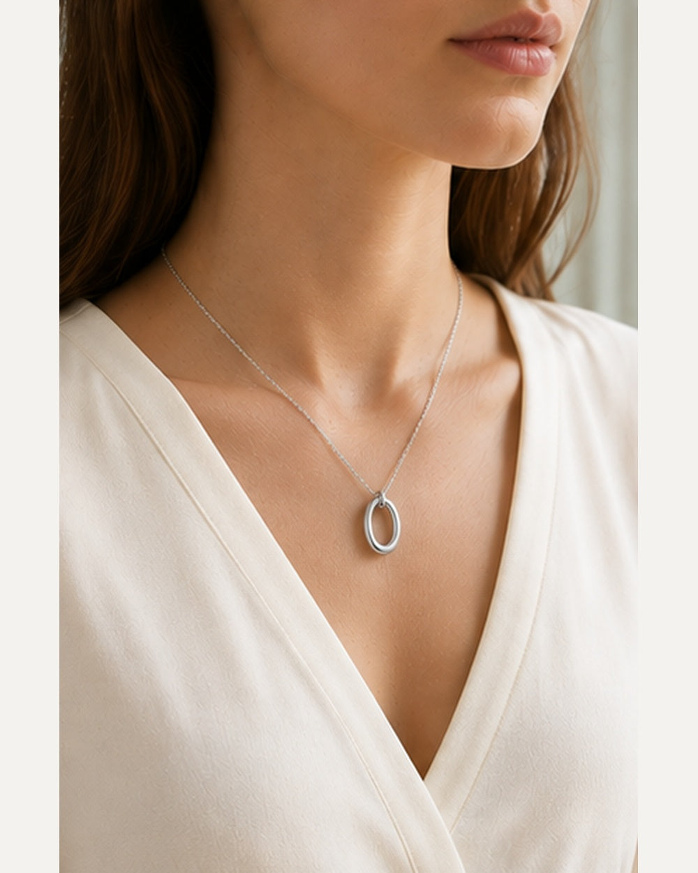 Oval Pendant Chain Necklace