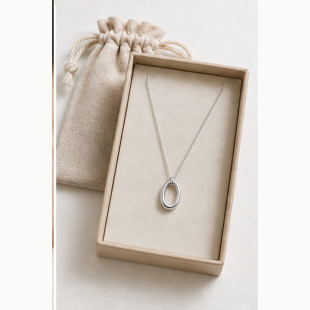 Oval Pendant Chain Necklace